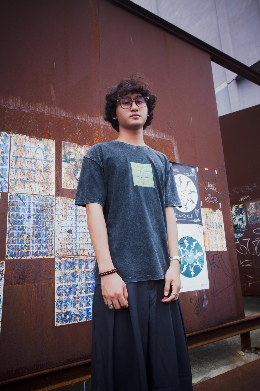 KOYA® Delivery Cargo Cotton Tee